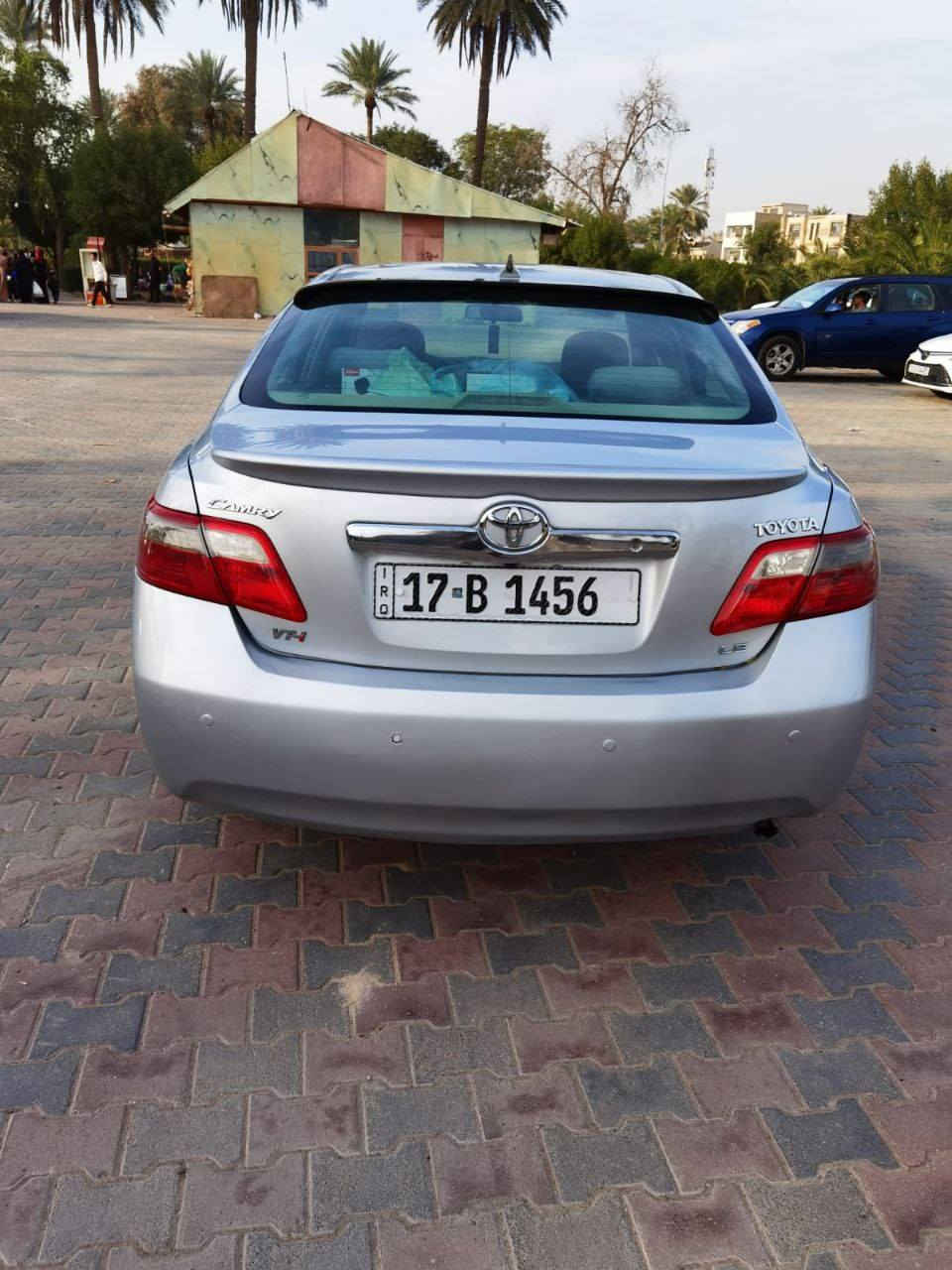 السلام عليكم ( للبيع ) 

تويوتا كامري موديل 2009 محدث بجم 2011  اخت الجديده 

محرك 4 سلندر 2400 كير جدد خير من الله  رقم انكليزي باسمي17 شرط التحويل يعني وين مايعجبك اتحول بأي محافظه  

 وارد امريكي حادثها جاملغ امامي فقط صبغتها حزام ع ايدي على اثر جراد بدون معجون اوضربه 

  مواصفات :- شاشه جبيره / كاميرا خلفيه / بلوتوث رام خزن / تحكمات جهتين 

صدر ورا وكدام مبدله جديد تخم تاير جديد باتري قبل اسبوع شديته جديد جامها كهربائياتها سنتر لوك كله بشرط شركه سياره مال جناي وين مايعجبك اطلع وترايها مال جديده لا تسمع صوت ولاطكه ولا وحيف واما السرعه فعباره عن صاروخ🚀  

العنوان:-بغداد/قرب مرور الكاظميه 
السعر :- 97 ورقة 
الاتصال :- ***********

وبالعافيه على صاحب النصيب ❤
