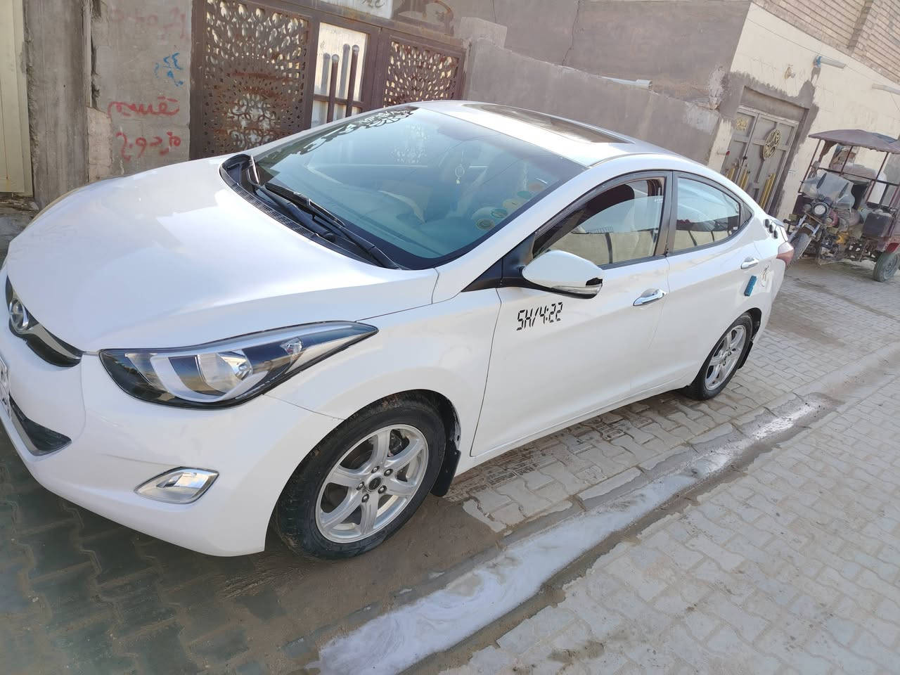 سلام عليكم النتره ٢٠١١ خليجي فَول مكينه ١٦٠٠ سياره بيها ٣ قطع صبغ والهلال جاملغ الخلفي بدون داخل سياره جاهزه مكينه كير حداديه تبريد تخم تاير سعر 89 وبيها مجال قليل رقم اربيل بسم كردي تحويل او كاله مكان نجف ***********
