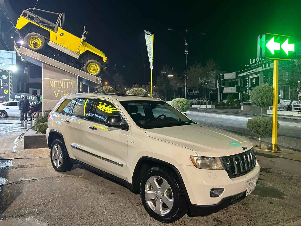🇺🇸 Jeep Grand Cherokee 2012 (V6) بۆ فرۆشتن
پاک و توندو تول
• مۆدێل: 2012

• بزوێنەر (مەکینە): V6 (شەش پستۆن، هاوشێوەی کاتژمێر کاردەکات)
• سەقف: سڵاید (فتحة)
• گێڕ و دەبڵ ئەکسل: گێڕ ئۆتۆماتیک، دەبڵ ئەکسل بەشەرت (بۆ هەر شوێنێکی سەخت)
• مواسەفات: ڤۆلیۆم (کۆنترۆڵی سەر سوکان)، شاشە، ناو زەرد، هەموو گیانی بەشەرت.
• بۆیاخ: یەک پارچە و نیو بۆیاخی هەیە (بێ ژوورێ، شاسی و تەقین بێ کێشە).
• تەقە و ڕەقە: بەشەرت، زۆر توندوتۆڵە و یەک دینار مەسرەفی نییە.
💵 نرخ: 170 وەرەقە ($17,000) و مەمەڵەیەکی کەم.
📍 شوێن: سلێمانی
📞 بۆ پەیوەندی: ***********
