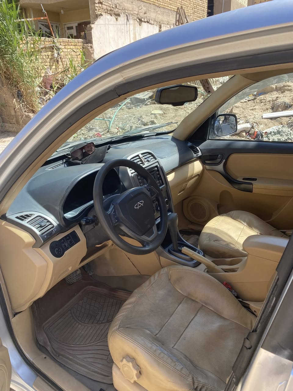 تيكو ١٣ محور مكينه وكير ياباني خير من الله مصبوغه انا حزام  سعر 60 وبيها مجال *********** العنوان واسط مركز المدينه
