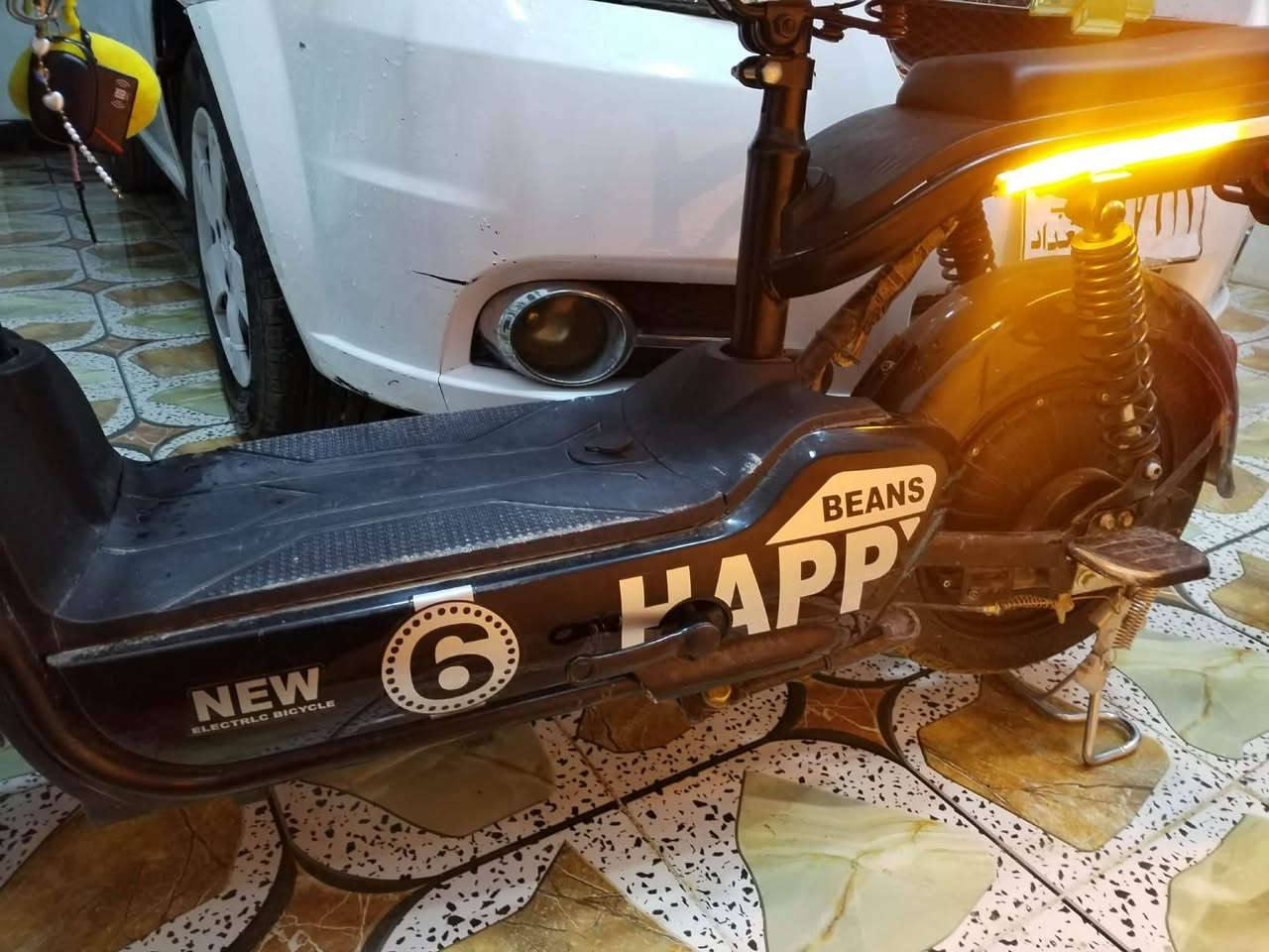 اخوان بايسكل شحن للبيع موديل 2025 مستعمل شهر صفر كوله بلادي السعر230 بي مجال للطيبين رقم الهاتف ***********
