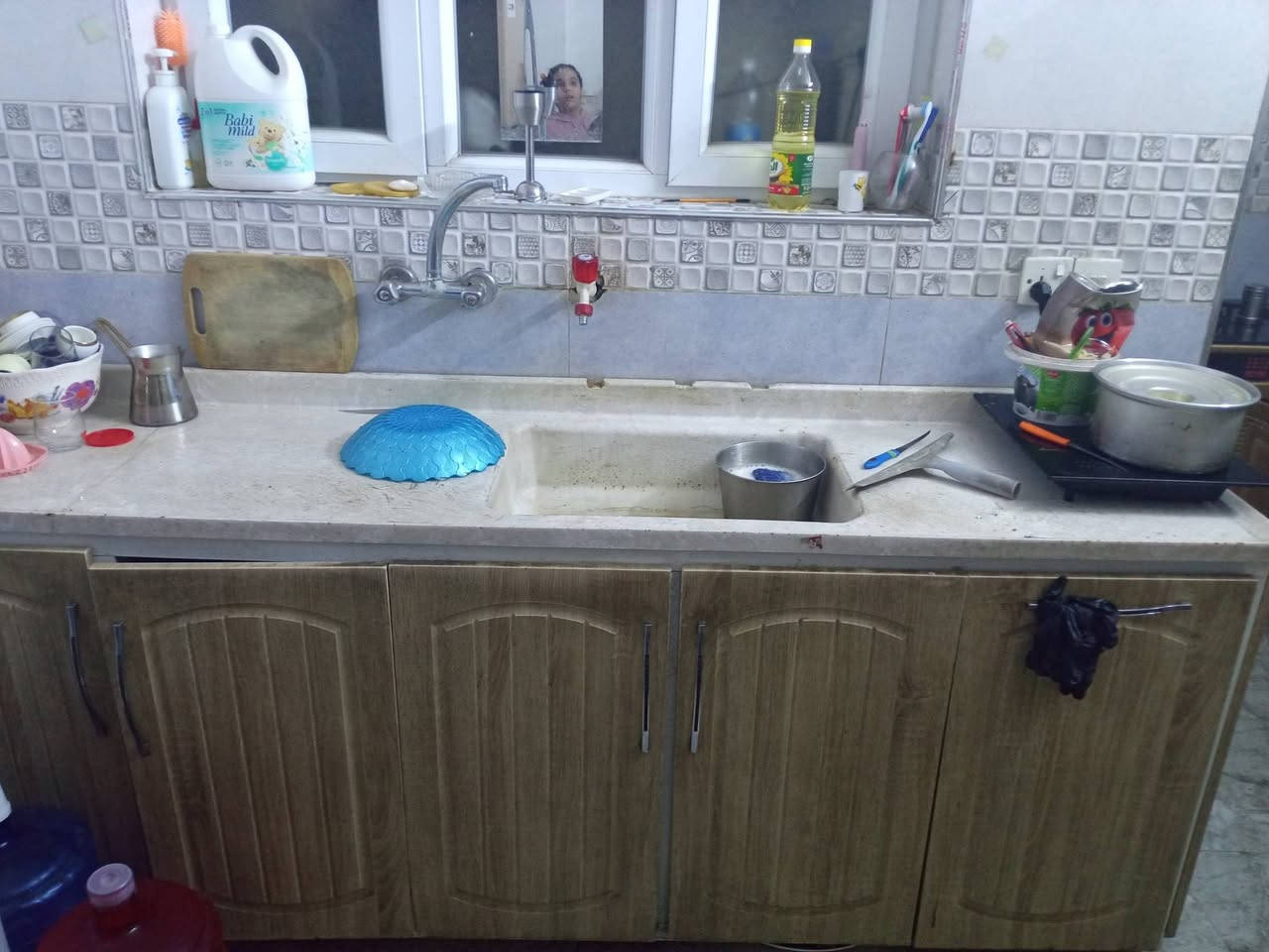 كاونتر أو ثلاجه او مجمده للبيع بسعر مناسب مكاني بغداد دوره استفسار ***********
