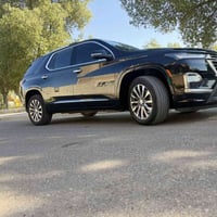 شيفروليه ترافيرس 2023 فئة Premier   فول موصفات 1/1 فول للاخير   🚗 المو...