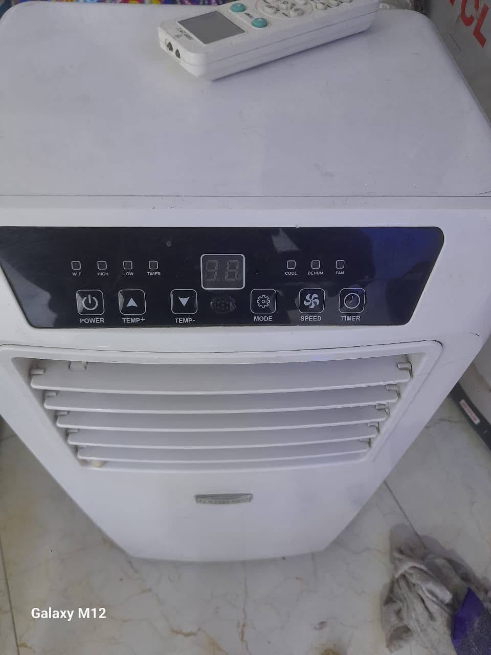 للبيع
***********
1طن 1200
غاز 410
