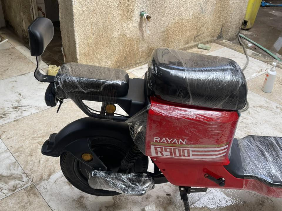 السلام عليكم R900 مديل 2026 للبيع كفاله عامه مكاني بصره حيانيه رقمي *********** السعر 525 وبيه مجال بسيط
