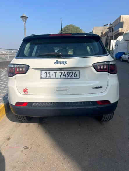 سلام عليكم مرخصة لادمن جيب كونباس موديل 2018سياره مال بيت ما متعوبه جديده معنه الكلمه حداديه جديده تخم تاير جديد اصلي حادثه بس جاملغ وشويه من البنيد ما مبدل نفسه مرجعي السعر 140بيه مجال شي قليل اتصل فقط ماجاوب خاص*********** مكانه بغداد العضمه
