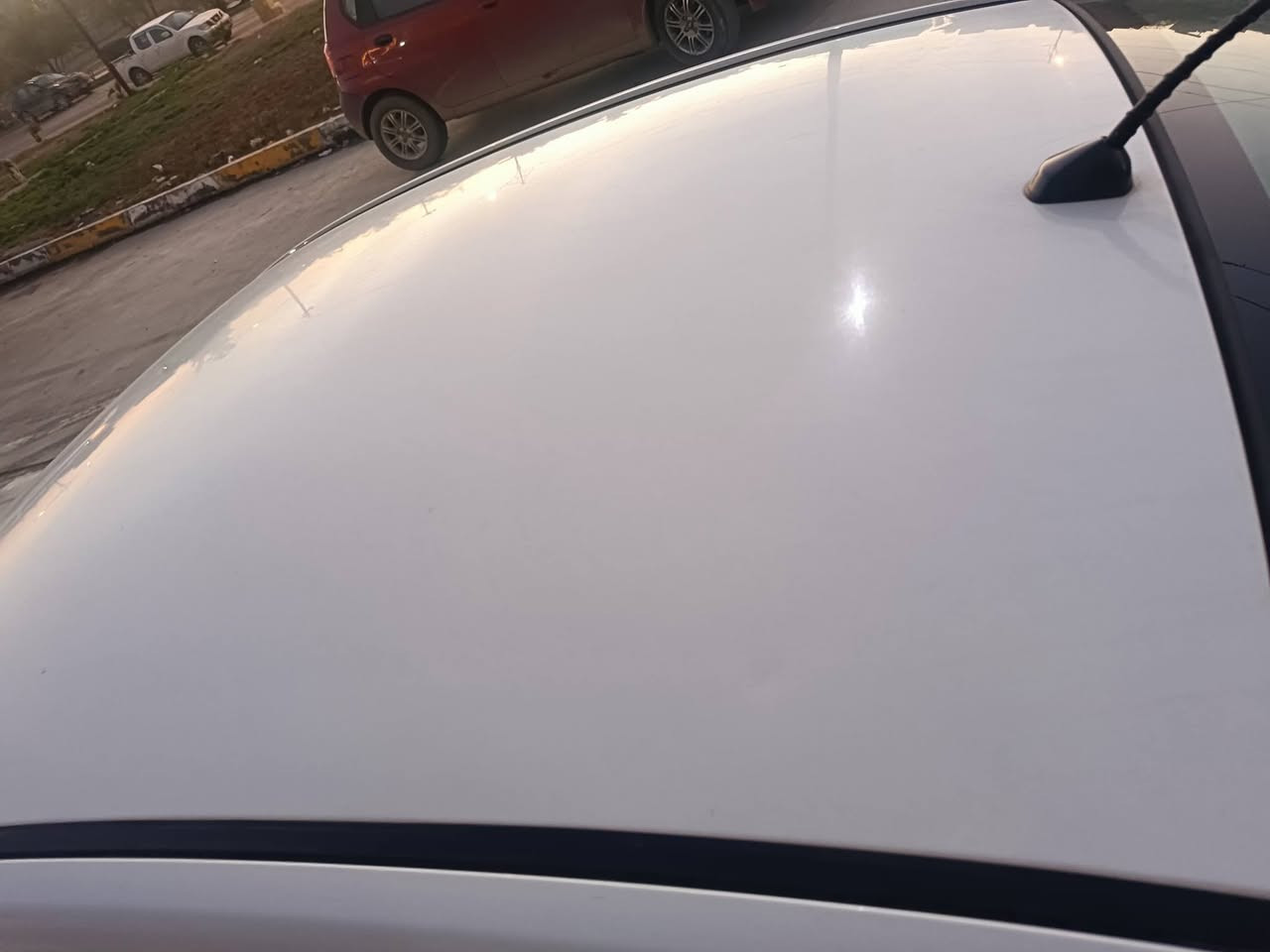 السلام عليكم كيا سيراتو محرك 16 كربون موزي موجود السياره بها ثلاث قطع*********** ***********
