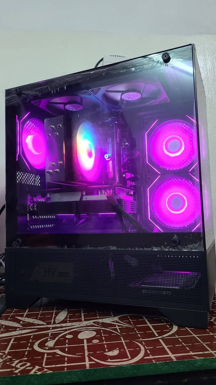 السلام عليكم ❤️

تجميعة مرتبة للبيع المواصفات 💚 :

CPU : Xeon E5 2650 V4 New
12Cores / 24Thread

M.B X99 DDR4 New

Cooler Mass 120ML RGB New

RAM 16GB DDR4 Samsung (8×2)

GPU : RX 580 8GB 2FANS RGB

Storage : SSD 128GB New + HDD 500GB WD Health 100%

PSU 550W FSP HV Pro 80% Plus New

CASE Glass + 5FANS RGB New
كيس زجاج وبيه رمونت وتحكم كامل بRGB 

أغلب القطع جديدة 💜

السعر 420 ألف ❌️
السعر 400 ألف ❌️

السعر 370 ألف ثابت 🌠

كارت شاشة للبيع :

RX 6900 XT 16GB XFX Merc 319 Gaming OC

مستخدم نظيف وبيه ضمان السعر 550 ألف 🌷

معالج للبيع I5 8500 ⚡️

ادائه بقوة معالج I5 Th9 السعر 50 ألف
وللي يريد بورد جيل تاسع وثامن موجود جديد ب75 ألف

UPS 1500VA High Power 🔋 
ماركة زينة ب45 ألف بطارية نظيفة 🌠

شاشات متوفر بكل الأنواع والأحجام

وتجميعات بالوصف كذالك ❤️⚡️💯

مكاني موصل متوفر توصيل لجميع المحافظات ❤️

للتواصل : ***********
