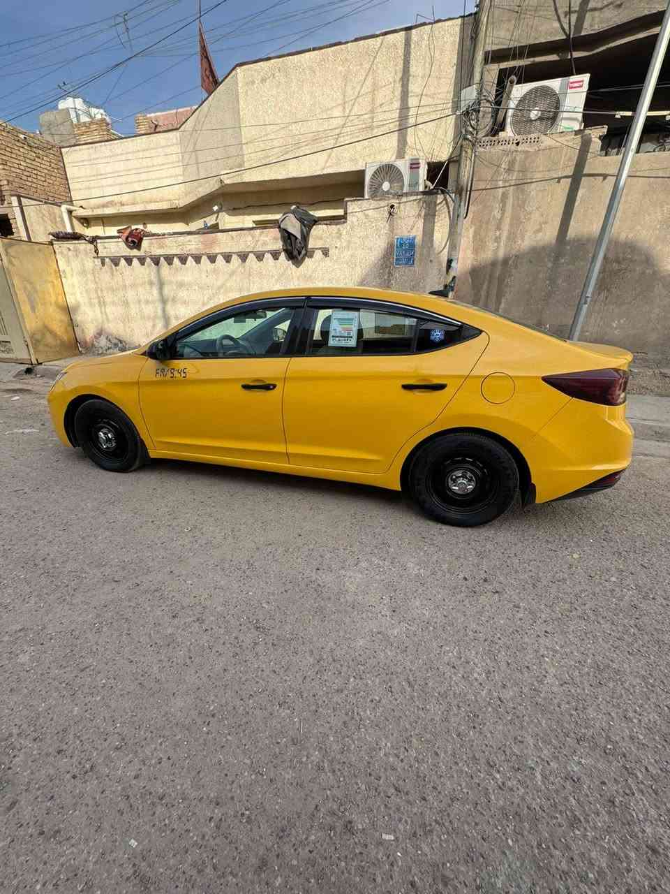 السلام عليكم انترا موديل 2019 حادثه بالمنشور محرك 2000 دوش كير ايتي كأمره لادارات تخم تاير تبريد شغال حداديه جديده  سياره ماشيه 98 محرك ما مفتوح مكاني بغداد رقم التلفون ***********
