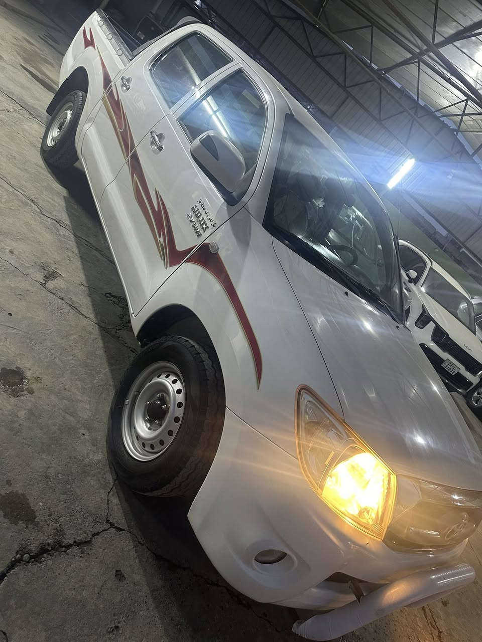 تيوتا ٢٠١١ سعودي شاصي ١٢ بدون صبغ فقط بارد مكان واحد كير محرك مكفول صدر جديد جاهزه السياره سعر ١٨٥ وبيها مجال قليل للاستفسار 
رقم صلاح الدين سنويه لل٢٨ 
*********** 
مكان سامراء
