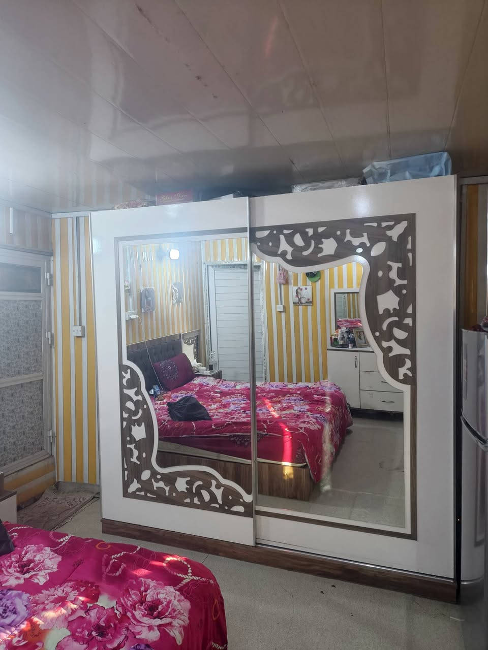 غرفه تركي 5قطع للبيع 400و بيه مجال مكاني بل منصور  ***********
