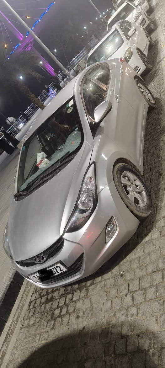 النترا أفانتي 2012 مكينة 1600 جي دي أي سنوية ل30 رقم بصرة انكليزي باسمي  هزه جديده صاعده كير جديد محرك كفاله تبريد كفاله وارد كوري يجي مامكفول من الصبغ الفحص طخه خلفية بالجنطه ما واصله ولامأثره عله أي شي كدام عينكم دوشمة جديده دواخلها ذهب غرفتها تخبل اشاير بالمري كهربائيات كلها شغاله بيع او مراوس حسب القناعه بلكات ومجاول جديده ادامة جديده للمحرك لا تنقيص لاتبخير سيارة مال بيت ما متعوبة خير من الله السعر 87 العنوان البصرة حي الاحرار قرب المحكمة ***********
