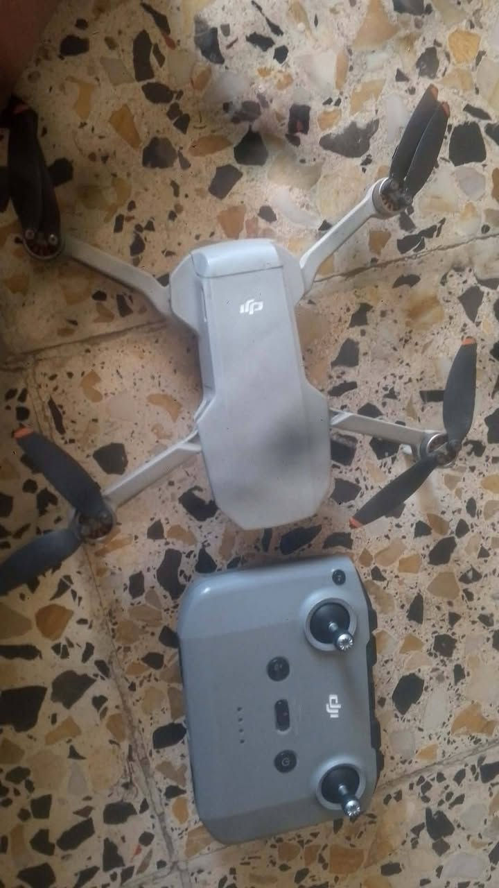 طياراه مسيره لتصوير
مدا الرتفاع 500متر
مدا البعد 5 كيلو 

3 بطاريات    البطاريه الوحده 30 دقيق 

دقت التصوير 4k 

السعر 650  بيه مجال 
الشرائح تعال خاص


**إذا كنت صاحب هذا الإعلان وتريد حذفه لأي سبب، رجاءا أرسل رسالة إلى الدعم الفني**