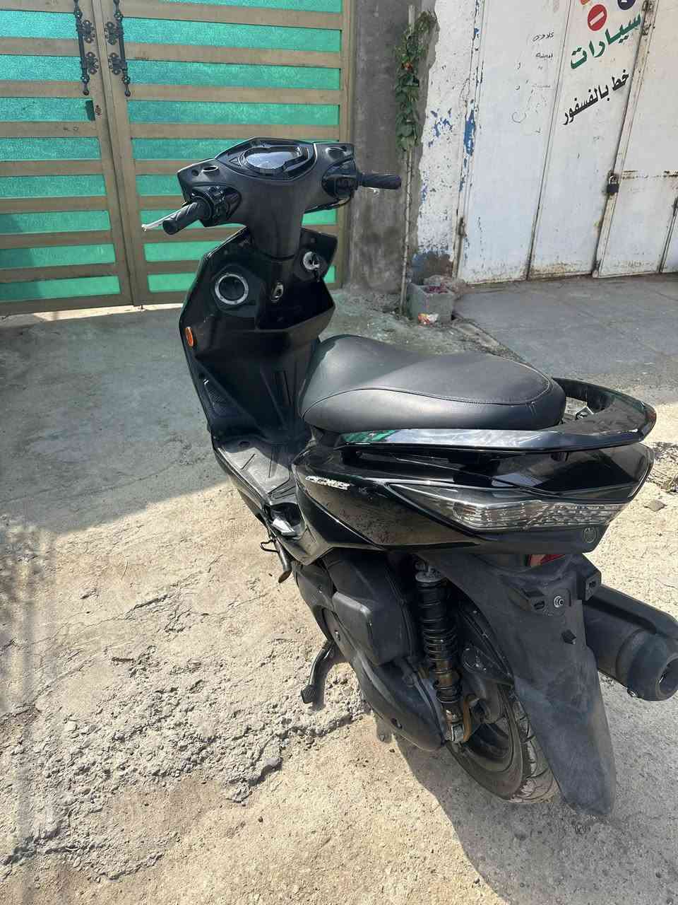 للبيع   او مراوس PCX  سكنس لد دراجه فول نضافه بدون نقص تشغل وتتوكل لهلك ***********
