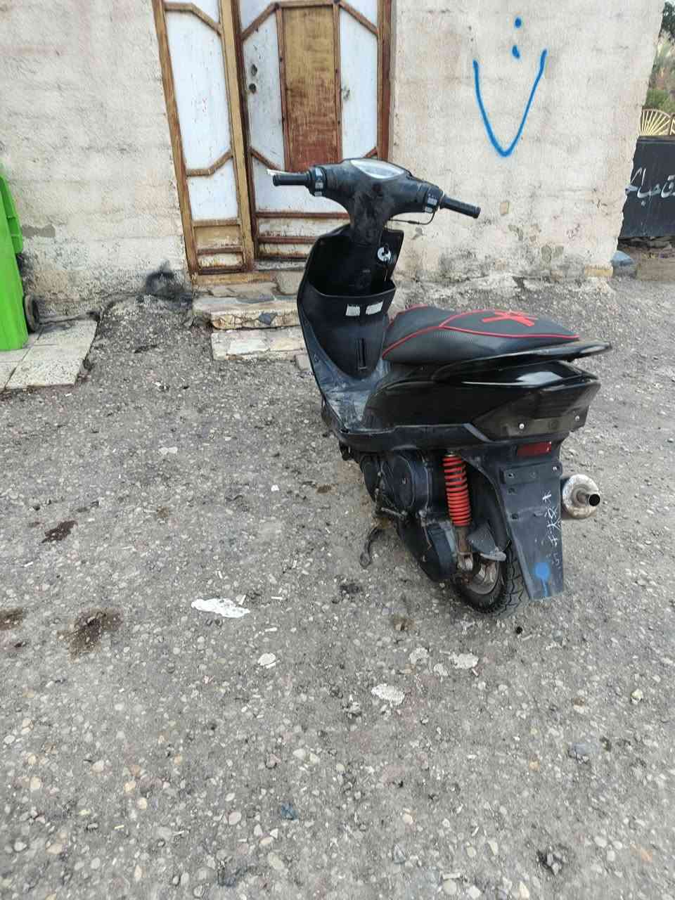 السلام عليكم ماكس عدله لبيع مكينه مزوده 55شلعه معدل 120دراجه قويه كلجات رياضي صالنصه صجميه بلديه وياله رياضي الدراجه نضافه مثل ما بصوره نضيفه سعر 750وبيه مجال قليل مكاني حي الوحده المو شراي لا يخابر ما متواجد عله النت هاذ رقمي ***********
