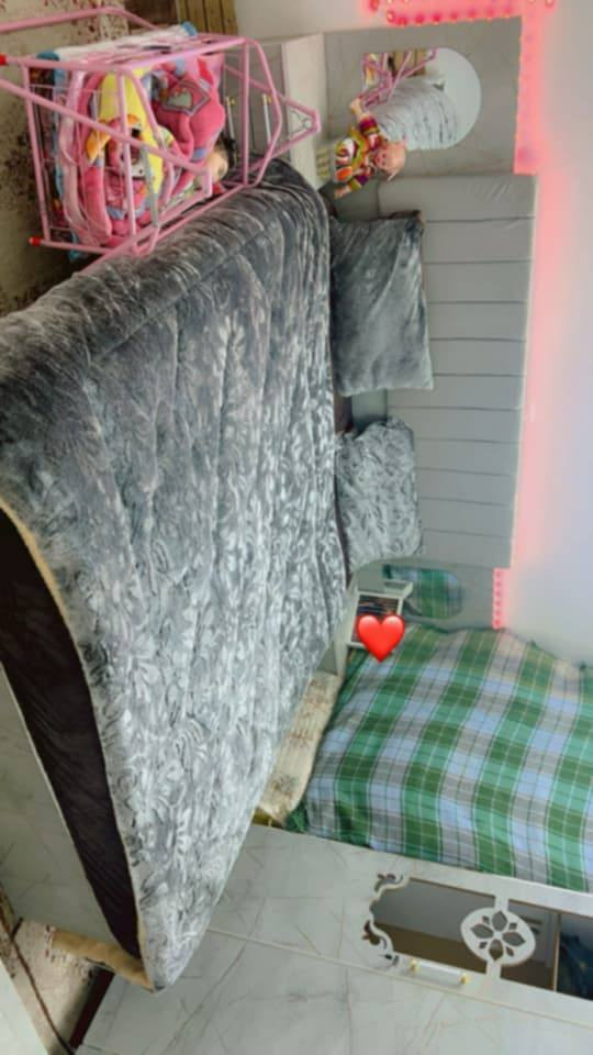 كاونتر 175 قفل غرفة 350 
ثلاجة 175 قفل شرط نظيف طباخ 150 قفل كلهم استعمال شهر يوجد توصيل داخل كركوك والأطراف وتدللون علينة


**إذا كنت صاحب هذا الإعلان وتريد حذفه لأي سبب، رجاءا أرسل رسالة إلى الدعم الفني**