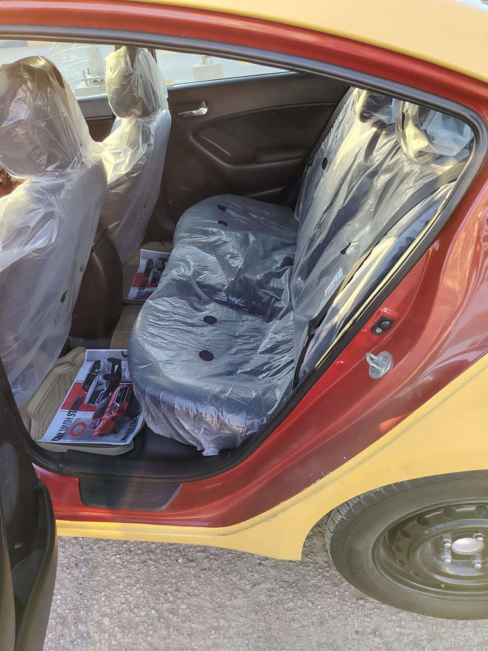 سلام عليكم عندي كيه فورتي ٢٠١٥ رقم بغداد نكليزي شرط تحويل وارد امريكي محرك دوش ضرهه دعميه إماميه شرط لا شواصي ولاالغود تكم حوض موصفات تحكم ستيرن شاشه تبريد صدر امامي خلفي سياره احله من صور *********** مكان ديالي بعقوبه
