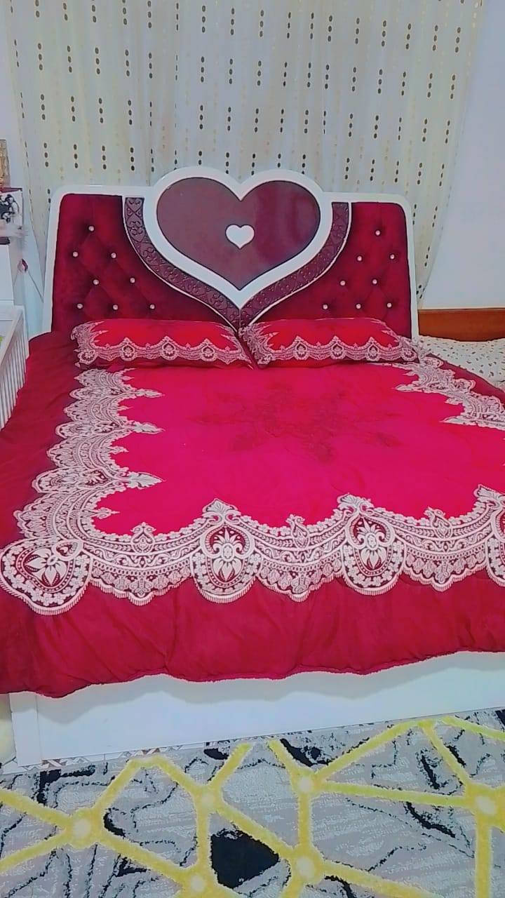 غرفه تركيه نضيفه تحتوي ع مخزن  بيع مستعجل 600 الرقم ***********
