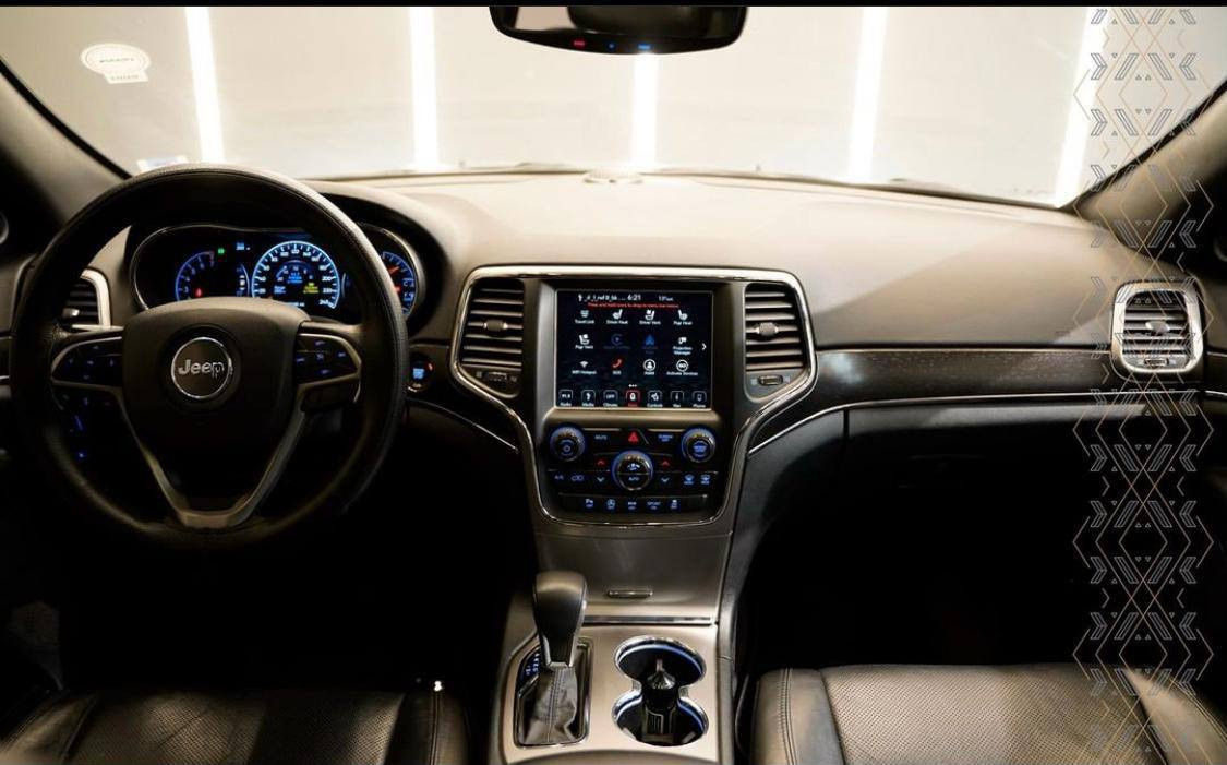 جێب گراند شیرۆکی 2018
مواسەفات لیمیتید
ماوەی ڕۆیشتن ١١٨٠٠٠ مایل
پانۆراما کوشین سارد و گەرم فول مواسفات 
بێ سبوغ بێ لێدران 

سعر لە کۆمێنت داوابکە ڕاستەخۆ بۆت دیت 📩

گیرومەکینە بەشەرت زۆربەجوانی پاکی ماوە هیچ خەلەلیکی تیدا نییە 

ژمارەی خاوەنی 
***********
