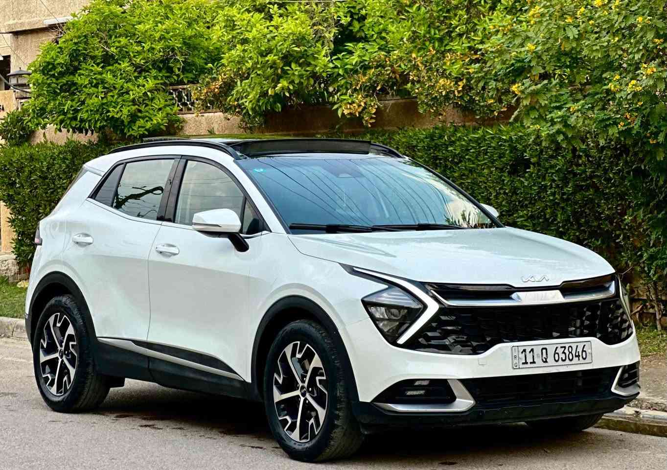 للبيع سبورتج 2023 خليجي 
1. محرك 2000 دوش 
2. بانوراما
3. ماشيه 43 الف كم
4. كشن جلد ومخمل 
5. كشنات اماميه كهرباء
6. شاشه متصله 
7. اوتو ستوب 
8. اوتو هولد 
9. ابل كار بلي اوتو 
10. هيتر ستيرن 
11. كشن تدفئه تبريد 
12. رادار امامي 
13. رادار خلفي 
14. حساسات 360 درجه 
15. نقطه عمياء
16. مرآة وسطيه تعتيم 
17. بصمة دخول 
18. بصمة تشغيل 
19. سياره خليجيه بيه 4 قطع صبغ بدون دواخل اثر طخات بسيطه
20. السعر 188 ورقه وماكو خليجي بهيج سعر 
21. العنوان بغداد السيديه 
22. للاستفسار *********** بغداد, العراق
