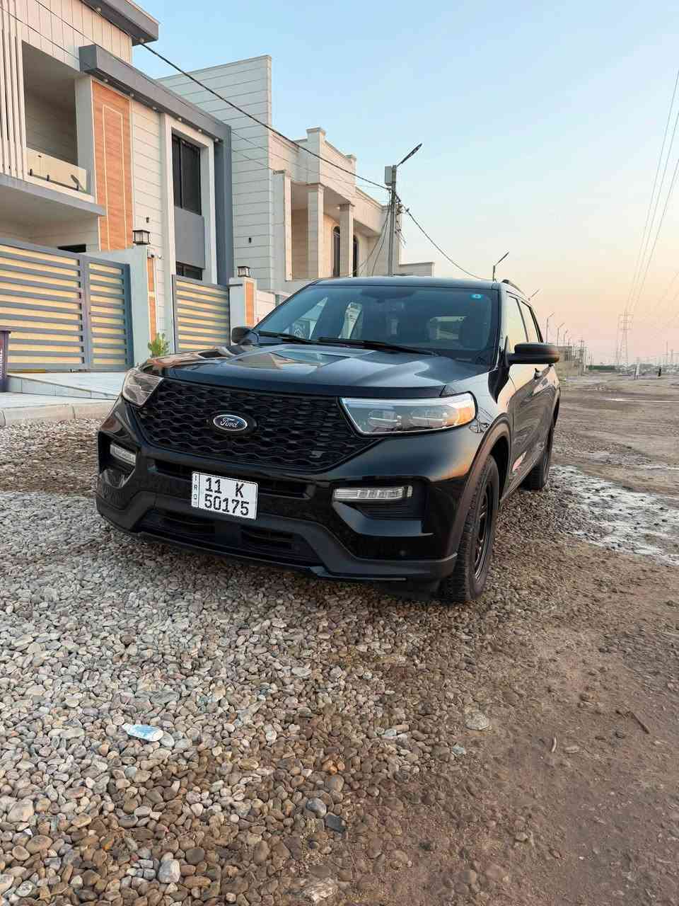 السلام عليكم.
للبيع فورد اكسبلور 2023 بوليسي  هايبرد  يعني كهرباء بانزين محرك 3300    V6

صبغ بنيد فقط 

رقم بغداد بأسمي 

السعر 165 

مكان السياره الديوانيه 

للاتصال***********
