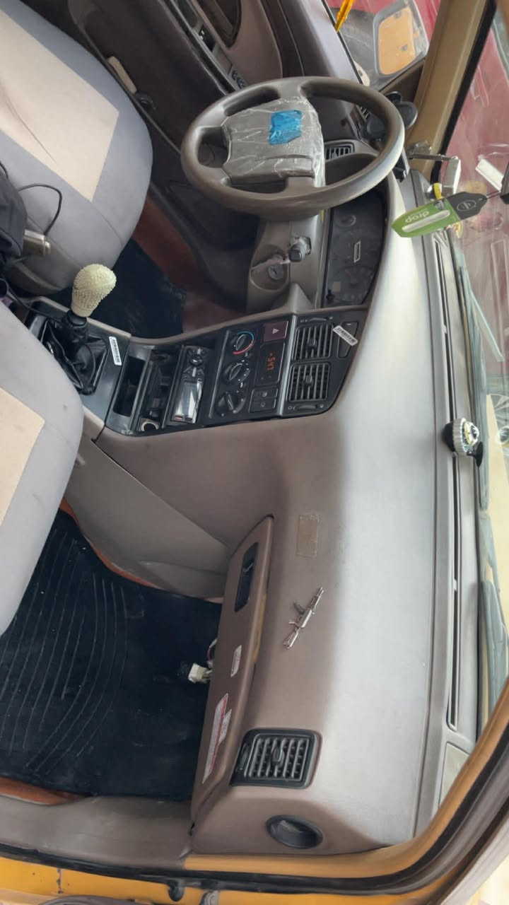 لبيع بيجو لميس 2015 هيئه وغرامت مصفره رقم انكليزي تحويل ثاني يوام مكينه بيها خيط تبخير كير خير من الله تبريد شغال سعر 35 وبيها مجال رقم بس وتساب ***********
