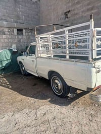 بيكم داستن للبيع محرك شرط گير شرط رقم جديد شواصي نظيفه السعر 22 ورقة ل...