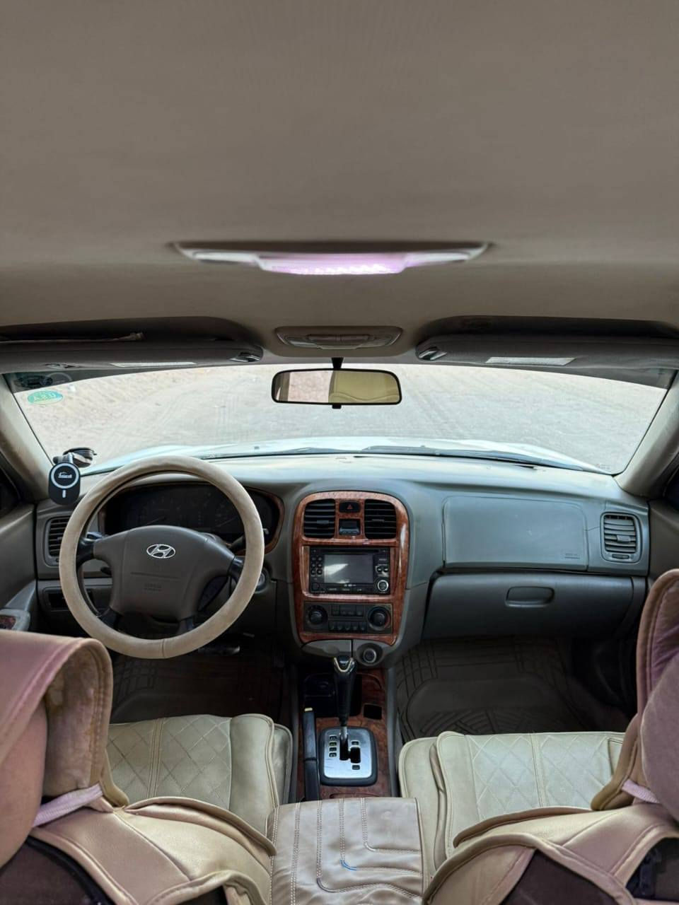 السلام عليكم ورحمة الله وبركاته.....
سوناتا وفود موديل ٢٠٠١ محرك ٢٧٠٠ كير محرك كفاله حداديه جديده تبريد تدفئه شغاله مصبوغه عام السعر ٥١ وبيها مجال بسيط حك الجيه السياره مكانها بكربلاء


**إذا كنت صاحب هذا الإعلان وتريد حذفه لأي سبب، رجاءا أرسل رسالة إلى الدعم الفني**