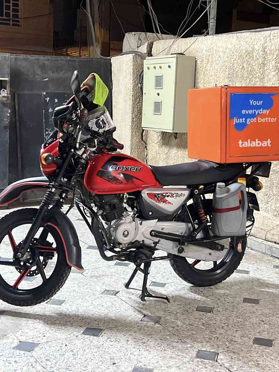 بوكسر جبلي موديل ٢٢ شكل ٢٣ دراجة نضيفة كدام عينك كلشي ما نقصها الدراجة مرتبه دهن كل ١٠ ايام ابدل امزويل 

زنون ١٢ الف v
هورن هلاهل براد 
صفاحيات لد 
جامات اضافية
درع نيكل اضافي 
دوشمة اضافية 

متواجد واتساب ورصيد ***********
