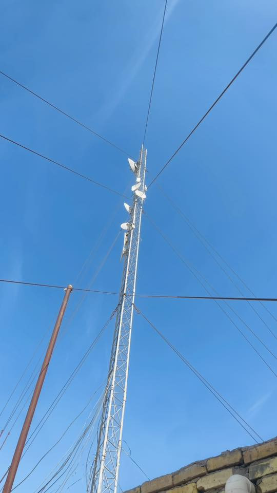 #برج - للبيع 
حديد 6 قطع 18 متر 180 
سكتر  Ubnt زاويه 90 العدد 3 /سعر 180
سكتر Ubnt مع روكت زاويه 120 العدد 1/سعر100
أومني Ubnt + روكت Ubnt العدد 1 / سعر 140
فلاته بوربيم العدد 1 / سعر 60
دش هايبر لنك 34 العدد 1 / سعر 125
نانو بور بيم العدد 4 /سعر 200
عاكس / سعر 50
بطاريه فايبر /75
العنوان / ميسان - العماره 
***********
