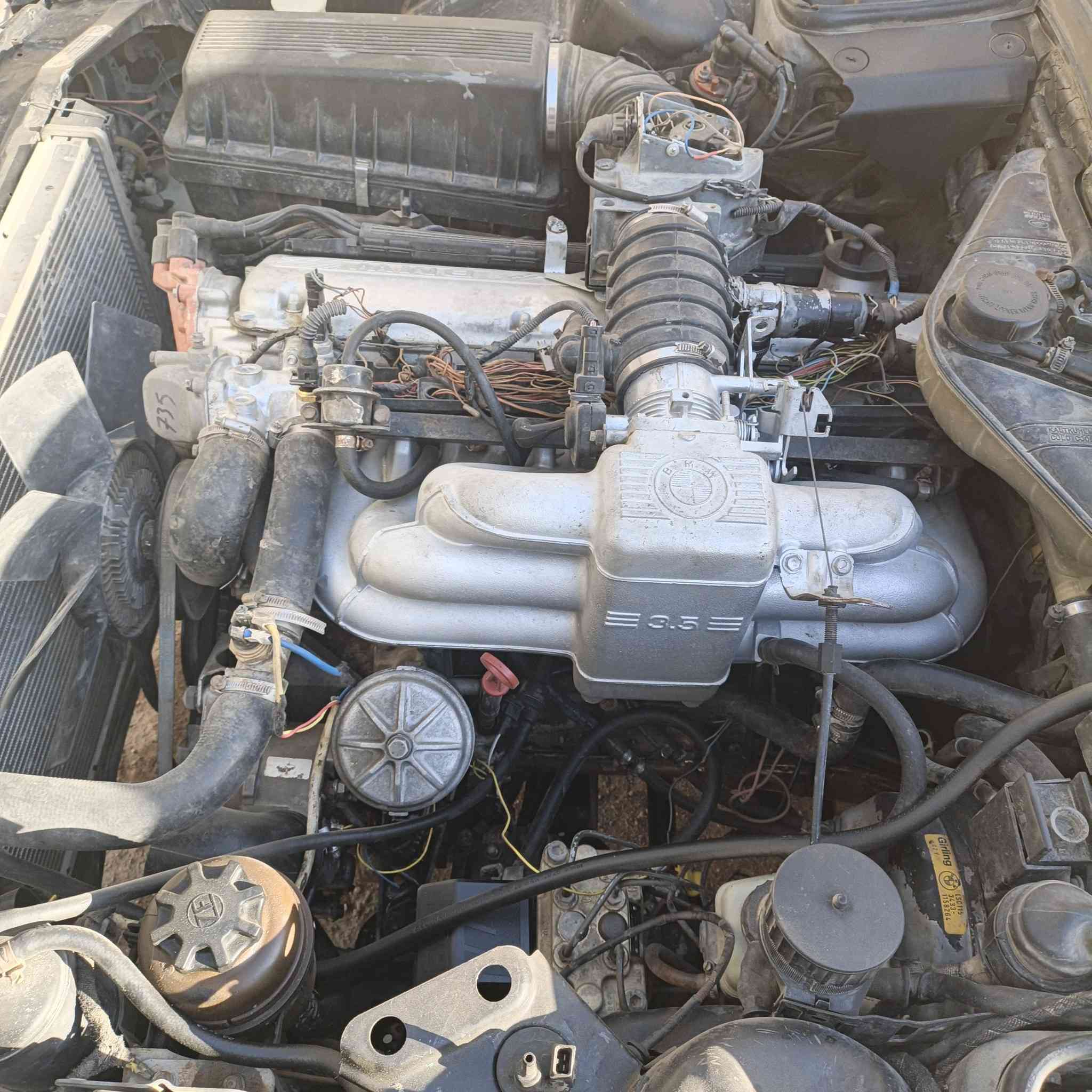 بي ام 730مكينة وكيروكهربائيات مكفولة رقم ديالى انكليزي كير عادي ارايها تاكل الشارع اكل دواخلها نظافتها 70 اخوان اكفل شرعي وكير ومكينة اما الباقي شوفت عينك يراد ترتيب الها اشياء بسيطه الكشر بي جراد هاي تفاصيلها مكاني بغداد الحسينية سعرها20 وبيها مجال


**إذا كنت صاحب هذا الإعلان وتريد حذفه لأي سبب، رجاءا أرسل رسالة إلى الدعم الفني**