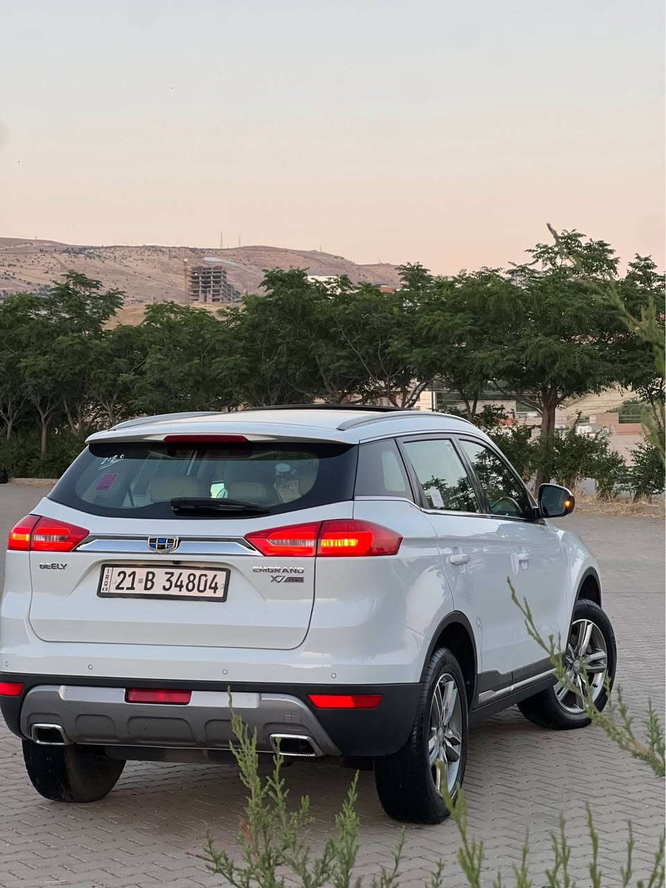 ***********  سليمانى 
١٠٨ $ قوفل قوفليتى 
🚙 جیلی ئێم گراند (Geely Emgrand X7 Sport)   مەکینە ٢.٤ بيلاد گيرو مه كينه كامرى نه كراوه ته وه هيچيان 
مۆدێل: ٢٠٢٠ فول ماسه فات 
گێڕ: ئۆتۆماتیک و عادی.
٦٣ هەزار رۆیشتە
ته حويلو خرامه و هه مو شتى به شه رت  
سپيرى دا نه گيراوه و كامل عه شياى شه ريكه ى ماوه 
 بێ بۆیاخ، بێ دەعم بي سارد  (سەیارەیەکی زۆر پاکە).
 پانوراما  و سلاید 
کوشن جلد ناو زه رد + کوشن کارەبایی.
 بەسمە هه ردو به سمه م ى شه ريكه ى ماوه + برێک بەسمە ؤتو هولد و تراكشن و يكو و سپورت
ئاوينه ى ئه خه وى ته حديد سورعه و سوكان فوليوم  
 حاسەی پێش و دوا + کامێرای .
 فڵچە و لایت ئۆتۆ 
*********** السليمانية, العراق
