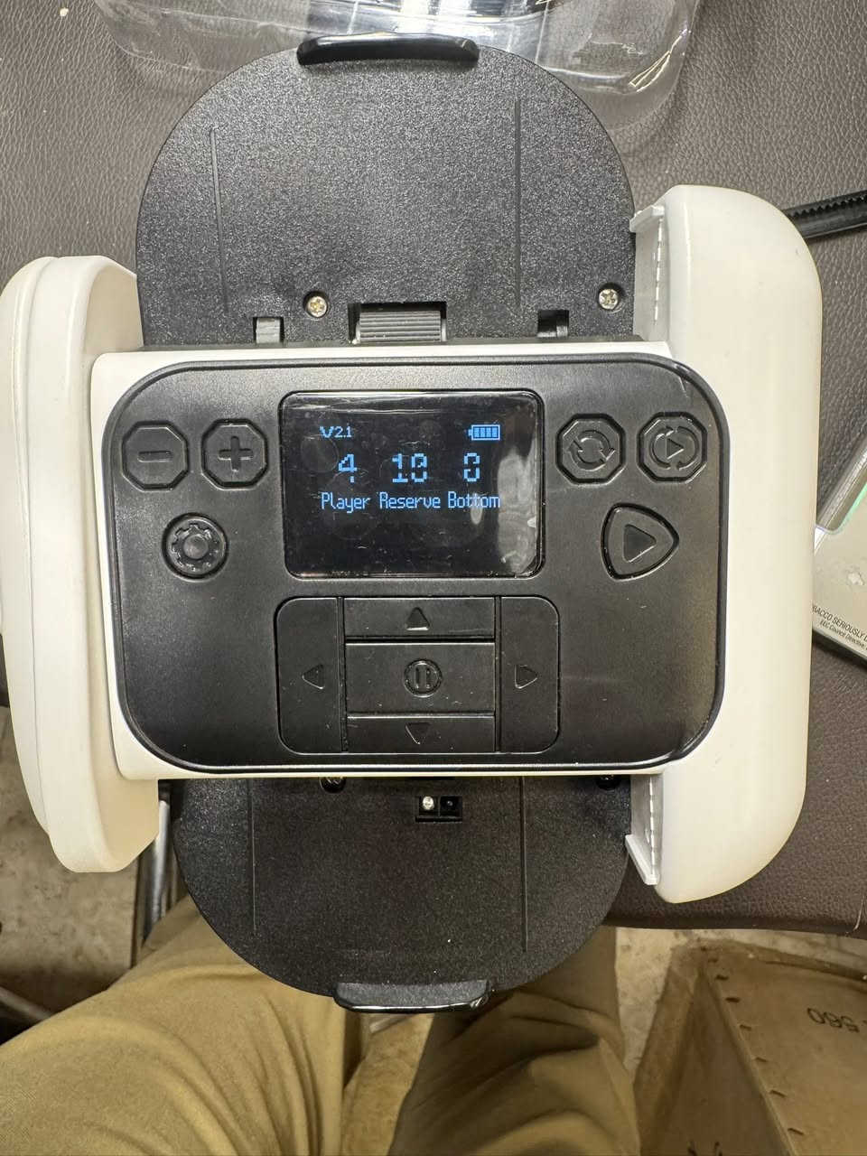 جهاز خبط ورق اكتب سعرك بل عافيه يوجد توصيل


**إذا كنت صاحب هذا الإعلان وتريد حذفه لأي سبب، رجاءا أرسل رسالة إلى الدعم الفني**