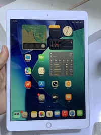 ايباد 8 الجيل الثامن ذاكره 128G  نضيف كله بلادي العاب ببجي  حيل زين بش...