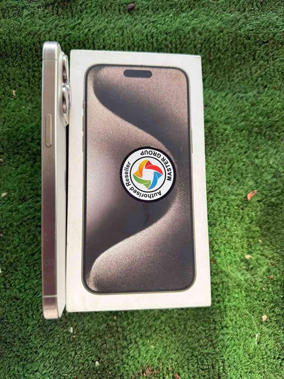 ايفون 15 برو ماكس نضيف حيل البطاريه 84 الجهاز السعر مليون 50 وبي مجال العنون بغداد رقم ***********
