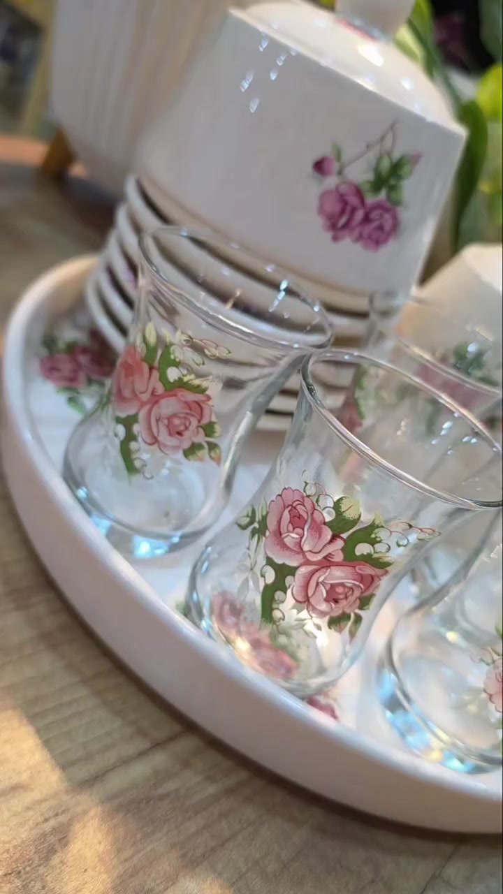 جوملە و مفرد هه یە
واتساب ***********
