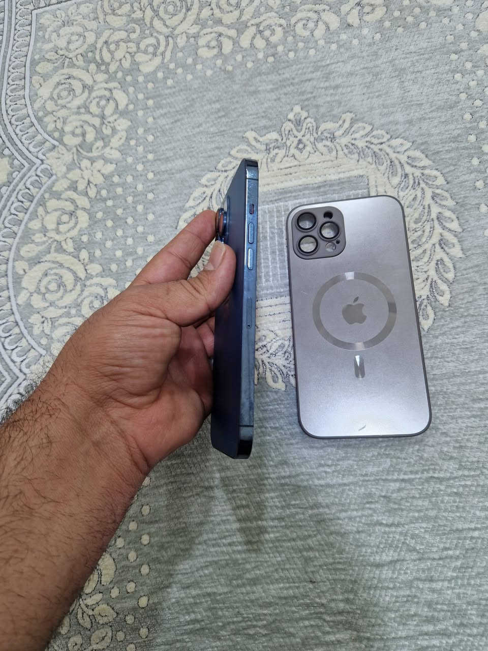 للبيع ايفون ١٢ برو ماكس ذاكرة ٢٥٦ بطارية ٨٢ الجهاز حييل نظيف علبلاد مفتوح مبدل فقط كامره بلادي سعره ٢٨٠ الف قفل بدون معاملة


**إذا كنت صاحب هذا الإعلان وتريد حذفه لأي سبب، رجاءا أرسل رسالة إلى الدعم الفني**