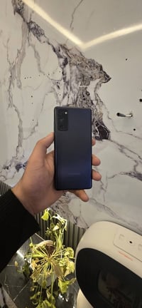 سامسونج S20FE • ١٢٨ • ٨ رام