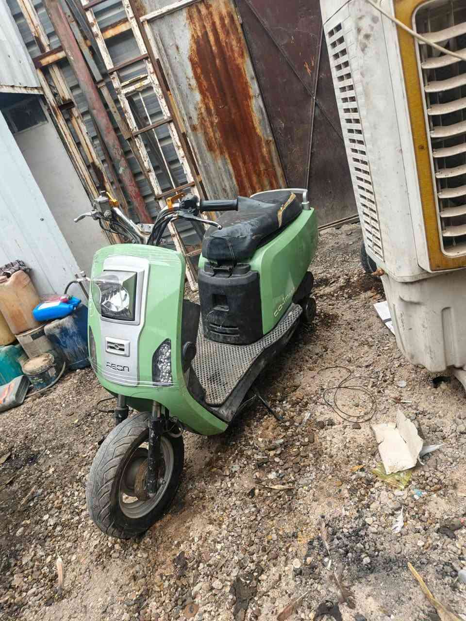 دراجة بوليس كلاسيك للبيع محرك 140نكرة سله معدل وشلعه مكاني غزاليه سعره 200 بي مجال  ***********
