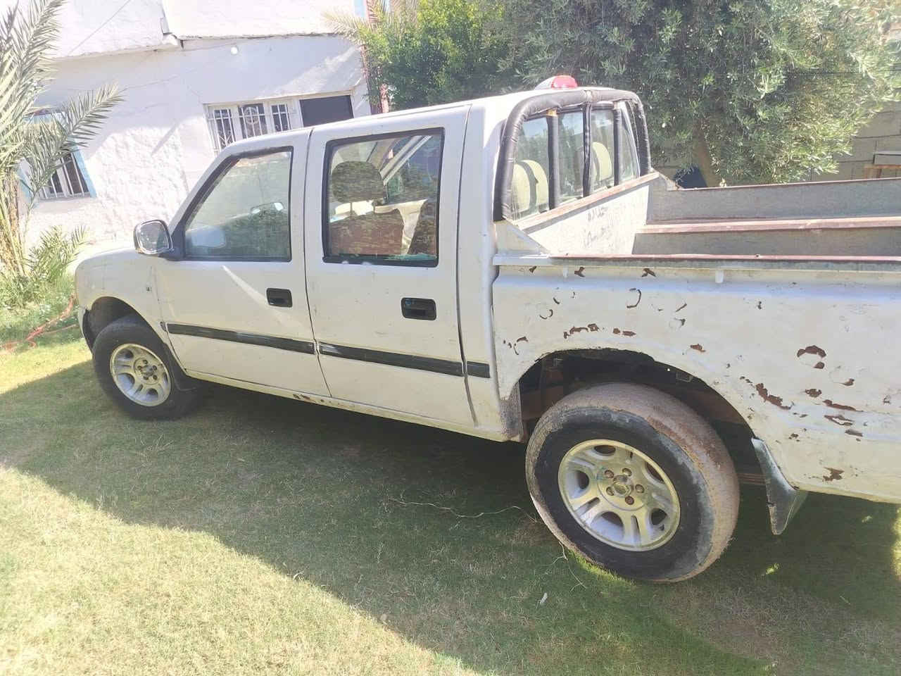 سلام عليكم سياره تاياهو للبيع جمعيات فلاحيه سياره جاهزه من كلشي كير صدر محرك تايرات للاتصال ***********
