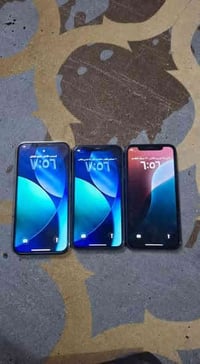 اجهزه عدد ٣  الاول 12برو ماكس   شرق اوسط ماستر  ذاكره 256بطاريه77  كله...