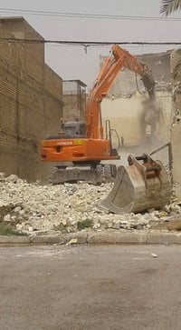 تفليش البيوت و هدم الدور ورفع الأنقاض في بغداد   تفليش البيوت والبنايا...