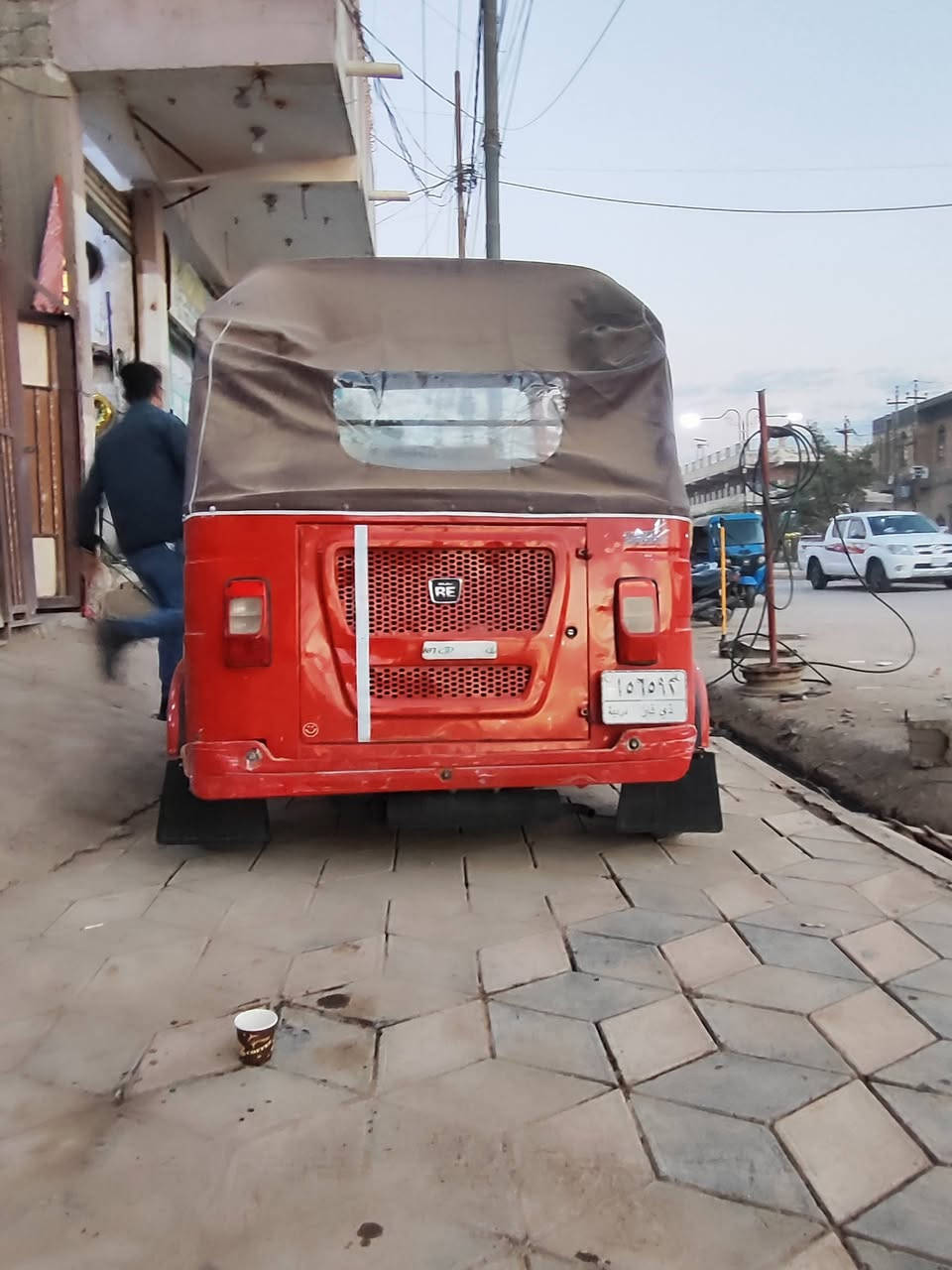 للبيع 22شهر 10 رقم ذي قار راعيهه يمي مداور يمته ماتريد كفاله عامه كشر ومكينه دراجه حلوه وجديده كلش مانقصهه شي بيهه طخه جوه البكلايت لاصبغ ولا معجون موضحهه بصوره محتاج فلوس للمحل وريد اليع دراجه كاعده مامشتغلين بيهه ابد ما متواجد عل نت رقم تلفوني *********** مكاني رفاعي
