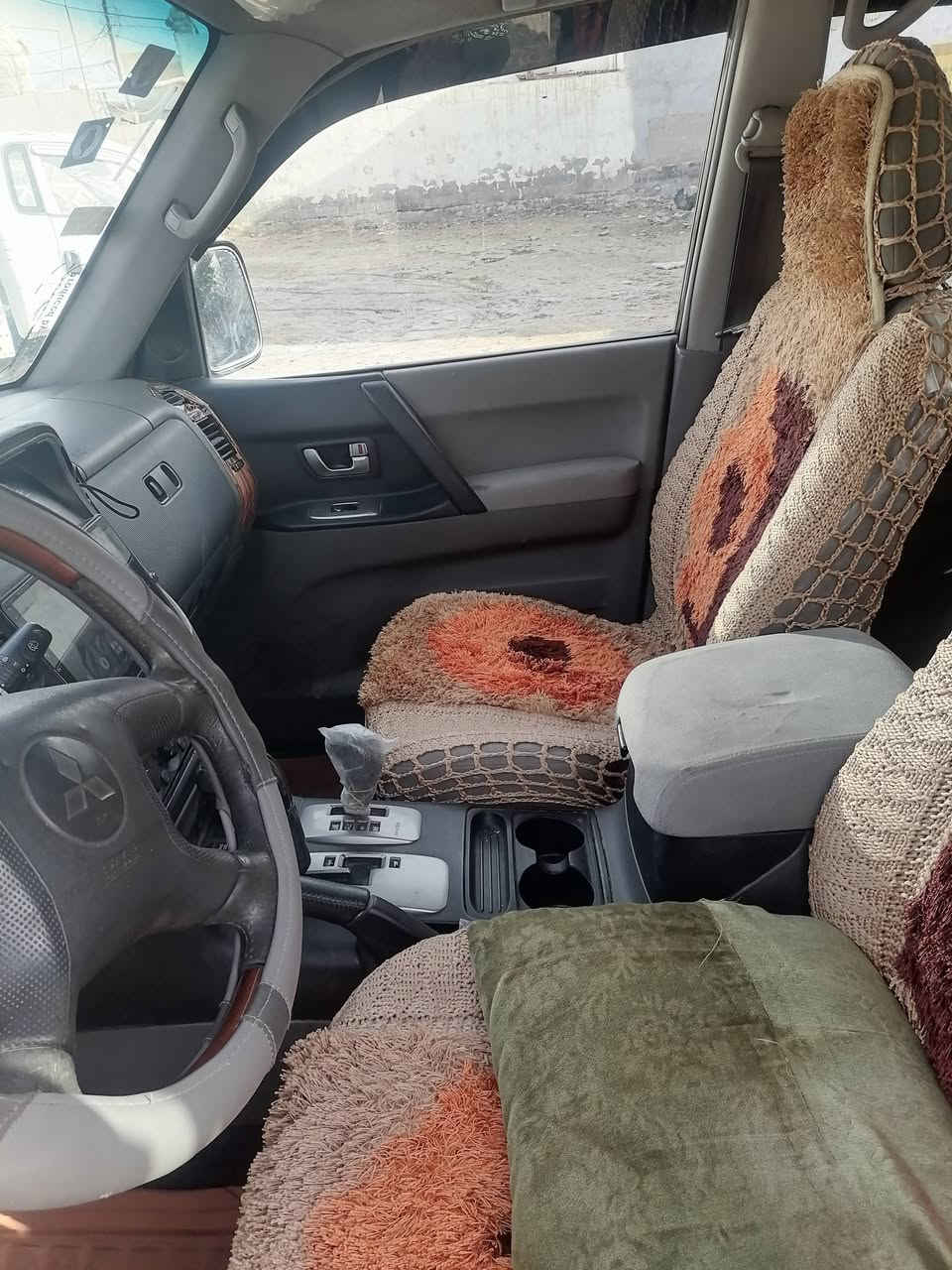 باجيرو 2003 مكينه وكير 3000حداديه تخم تاير تبريد امامي وخلفي 7راكب سنويه لغايه 2029 رقم بغدادنكليزي  مكان ناصريه شطره ***********
