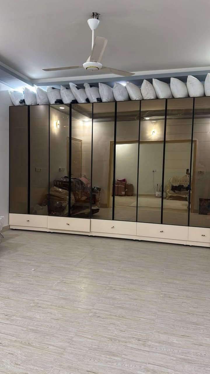 كنتور تصميم. لبيع. وطبله وكراسي. وميز تلفزيون


**إذا كنت صاحب هذا الإعلان وتريد حذفه لأي سبب، رجاءا أرسل رسالة إلى الدعم الفني**