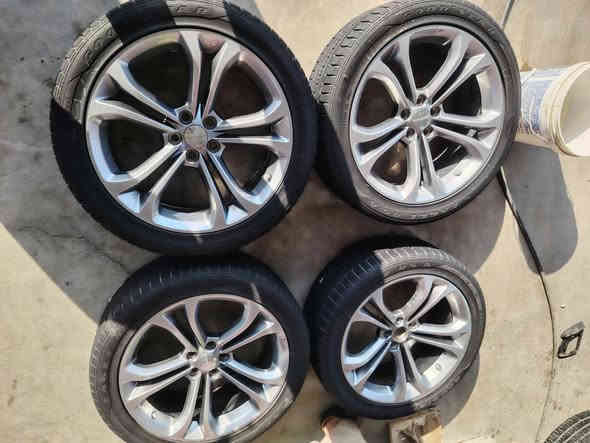 البيع سعره ٥ وراقه***********
