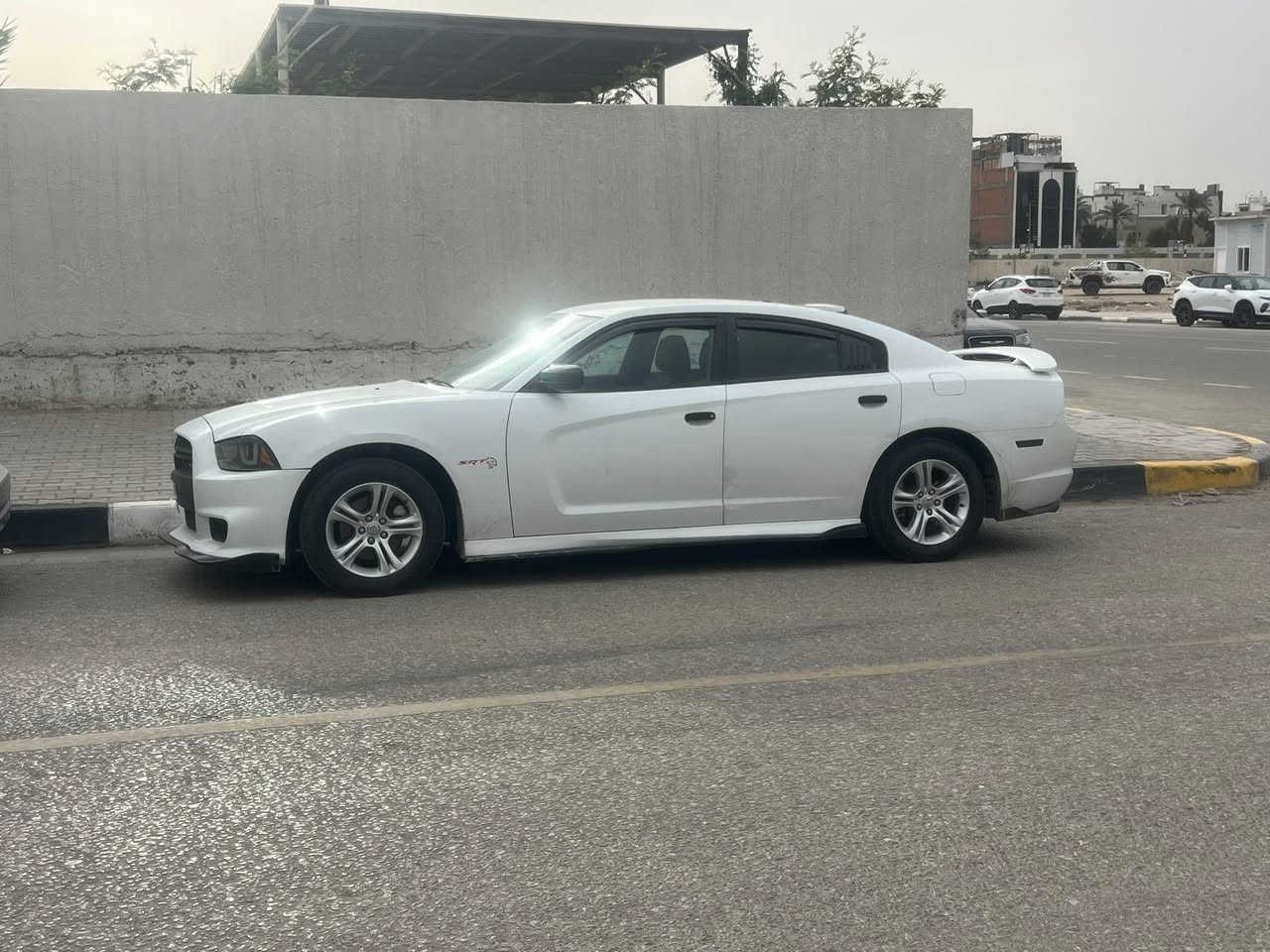 جارجر 2011 امريكي ماشيه 210mi حادث جاملغ امامي بي صبغ بدون دواخل وصبغ بالجنطه جوه مسطرة البكلايت موضح بالسونار كير ومكينه جدد تبريد شغال ويل 18sxt تخم تاير جديد باتري جديد  شاشه جبيره تدفئه كشنات رقم بغداد انكليزي مداور ثاني يوم مكانها كربلاء الحسينيه
*********** السعر 145 وبيها مجال
