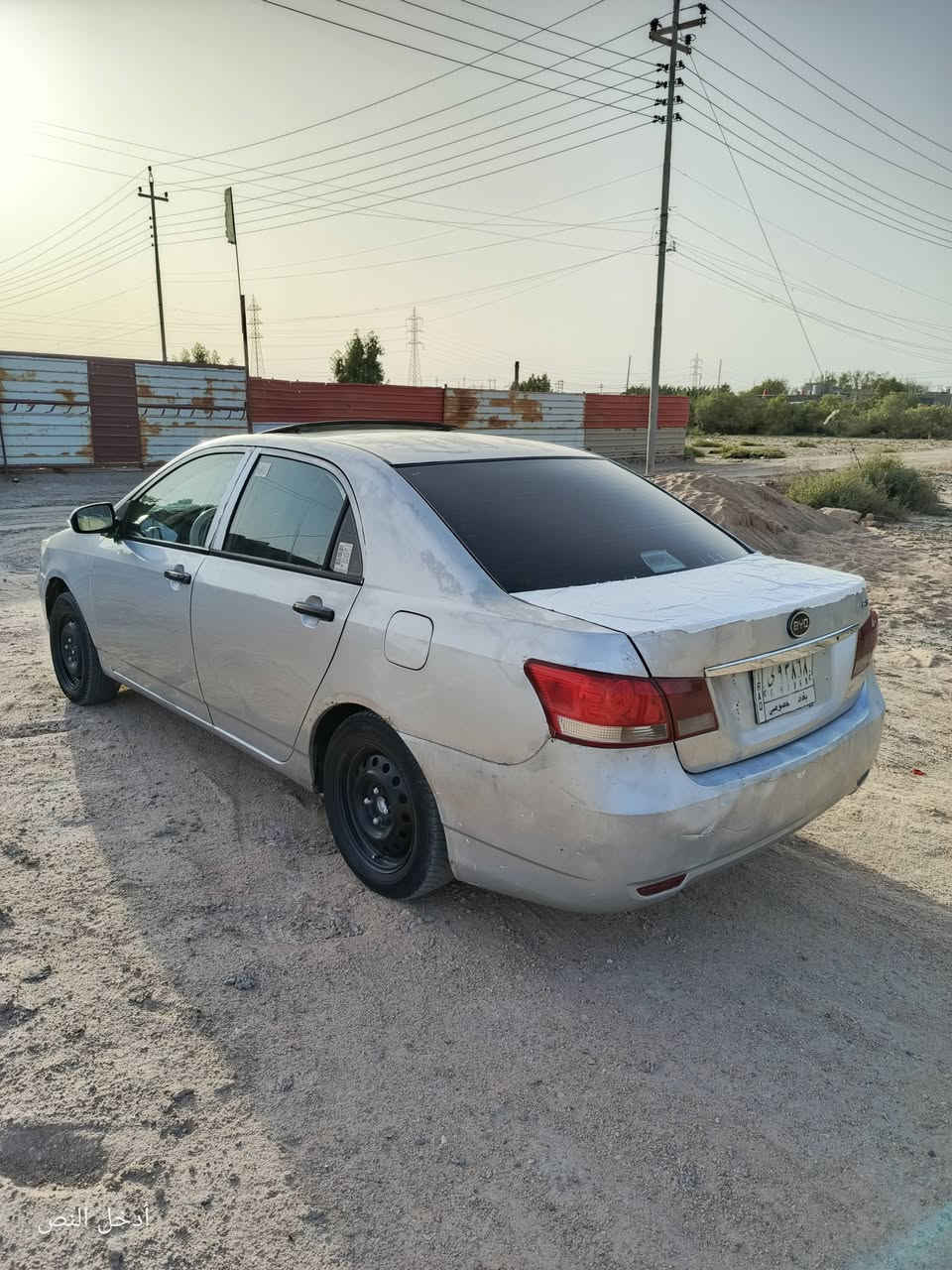 البيع سياره بيوايدي موديل 2013سياره مال مصرف يعني ما تحول وسياره جاهزه من محرك وكير وحداديه وتبريد مكمله اي نقص ما بيه مكان بصره كرمت علي وسعر 28وبيه مجال انه مكلف بل نشر ***********
