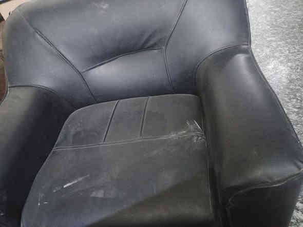 تخم 4 مقاعد مستعمل 

الرقم: ***********
