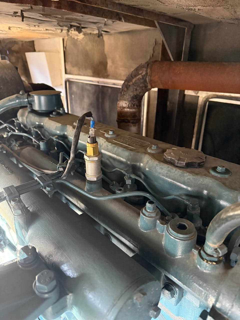 سلام عليكم 
للبيع مولده دايؤ 6 سلندر كوري
ستندر ما مفتوح بلادي اخو زيرؤ 
توليد لوري سمر  بلادي (300) كيفي
العنوان أربيل // استفسار واتساب 
*********** / ***********
توصيل لجميع محافظات العراق موجود أربيل, العراق
